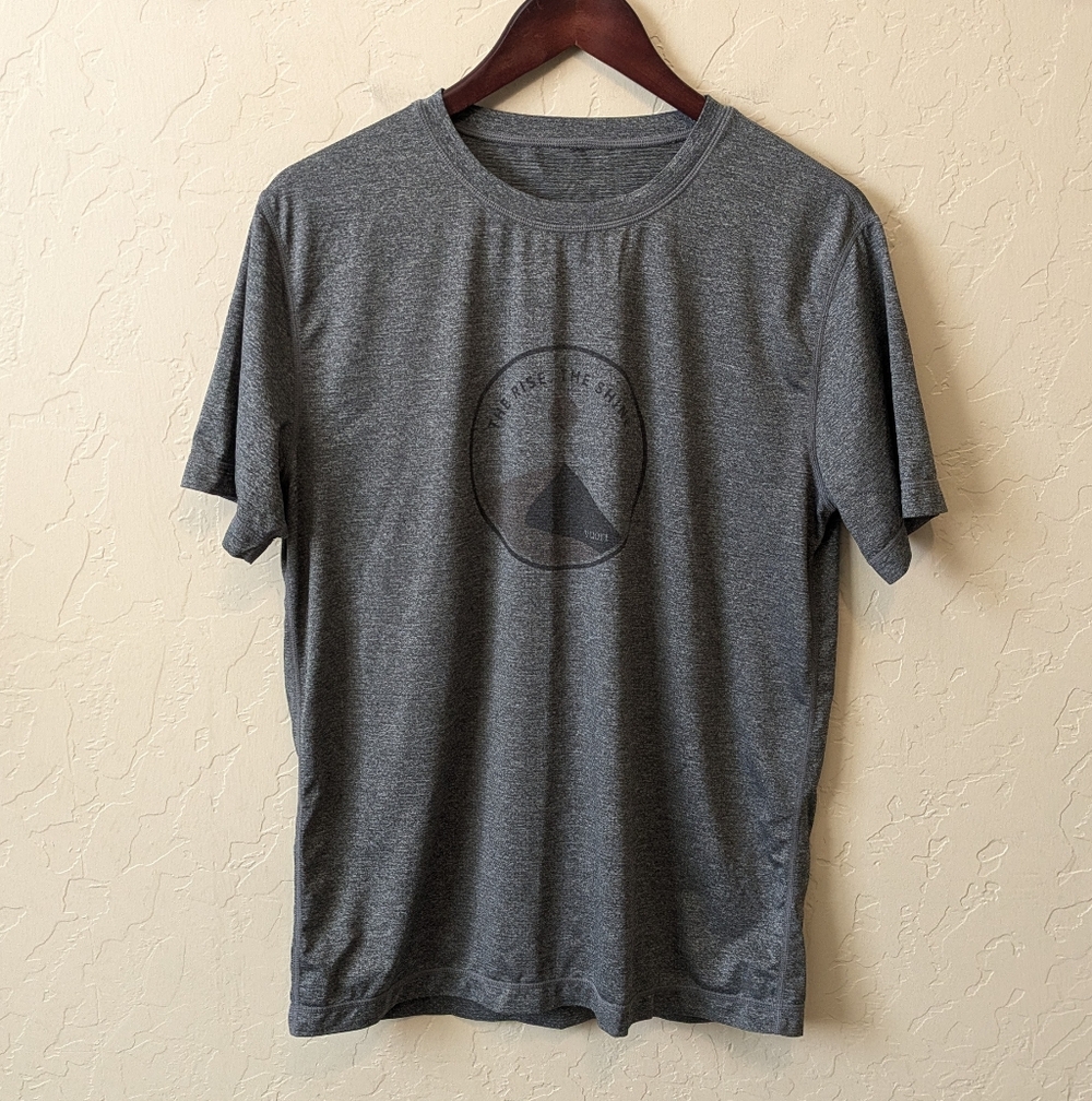 Vuori Women’s Short Sleeve Tee Heather Gray with Subtle Logo